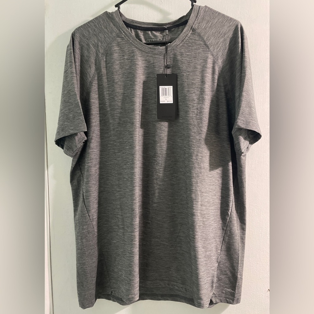 Men’s Motion Tee- Size Large- NWT